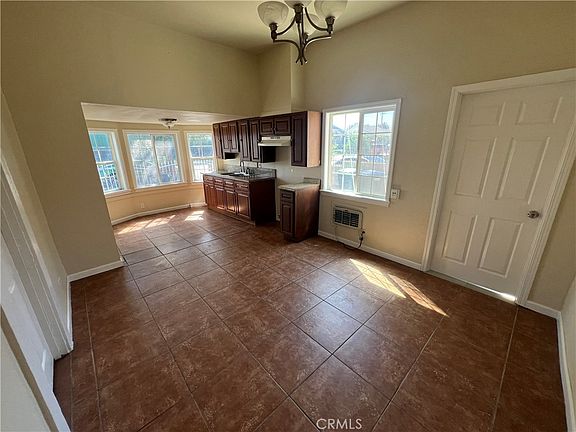 4th image of 279 E G St