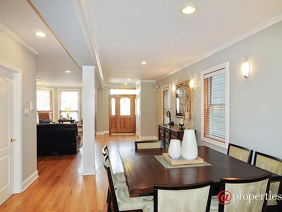 Living Room / Dining Room