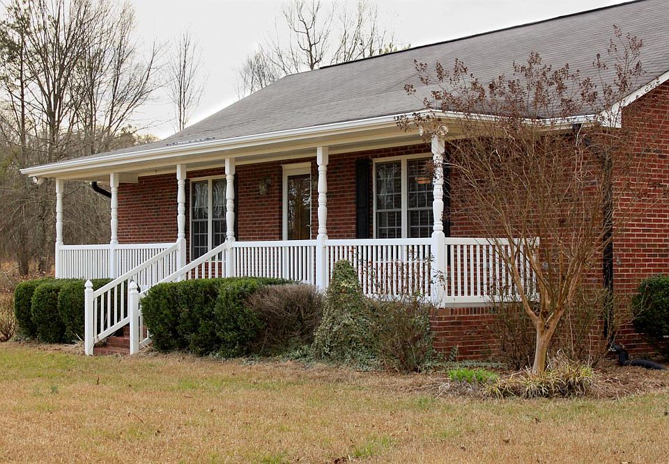 Fabulous front porch!