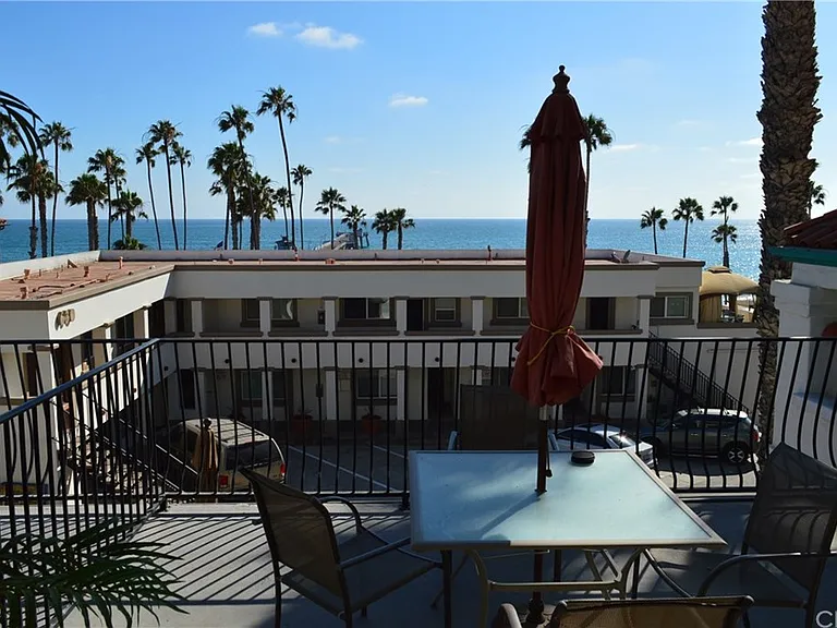 107 Coronado Ln #3 — Photo 46