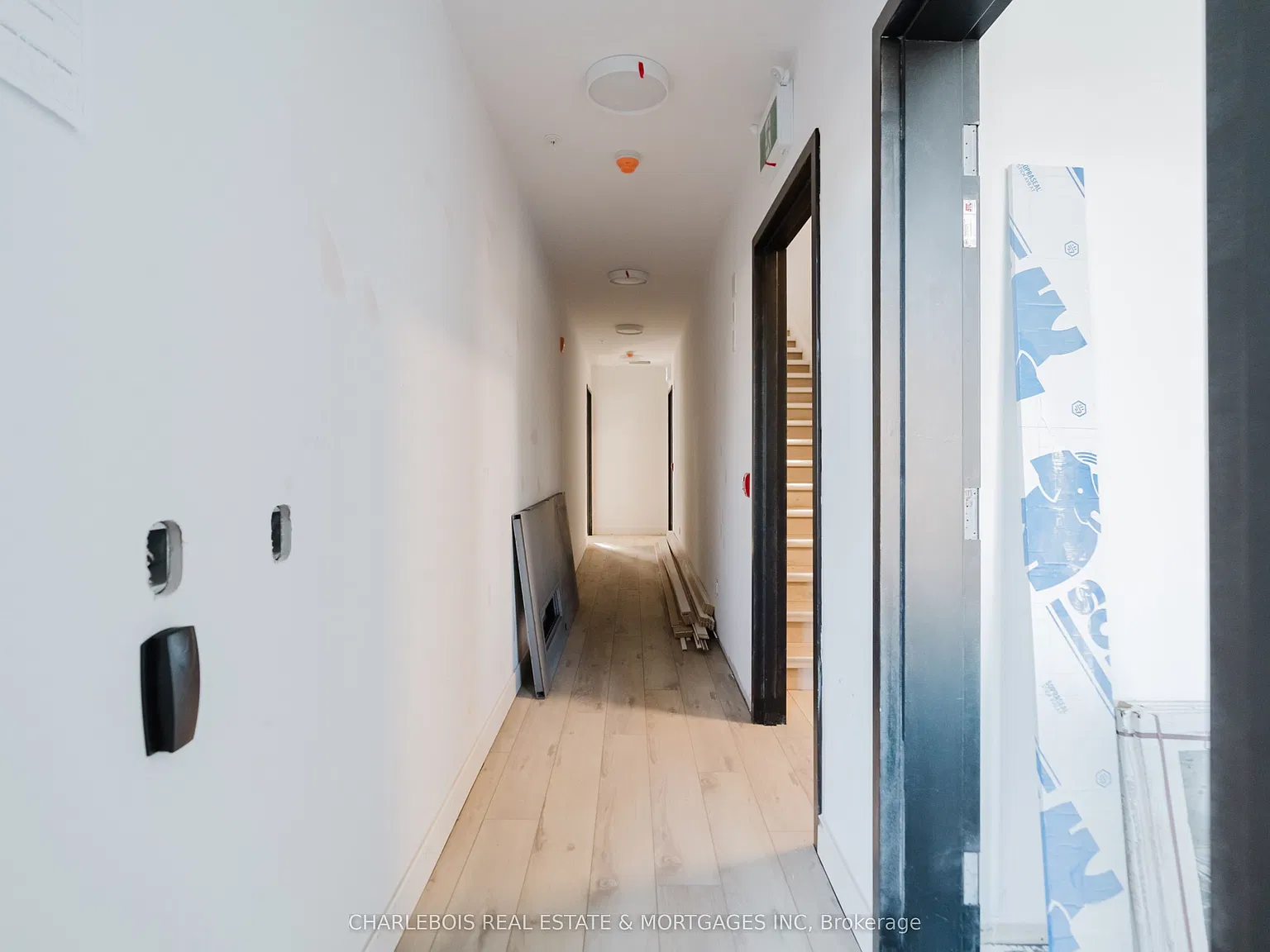 1 bed, $2,080 — Photo 3