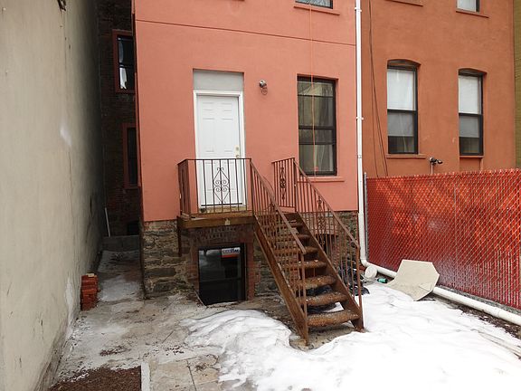 2nd image of 467 W 140th St