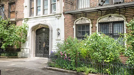 Sold by Garfield Realty 