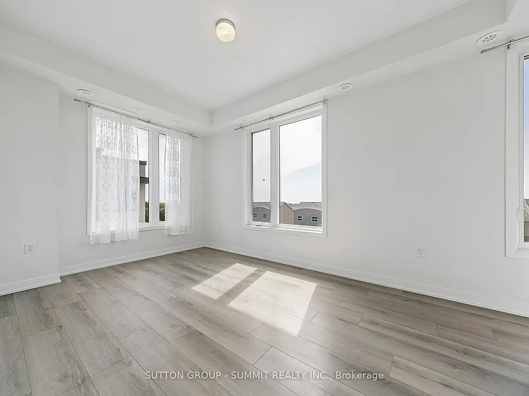 3556 Colonial Dr #16 — Photo 21