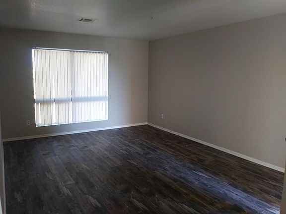 3rd image of 16040 N 27th St APT 205