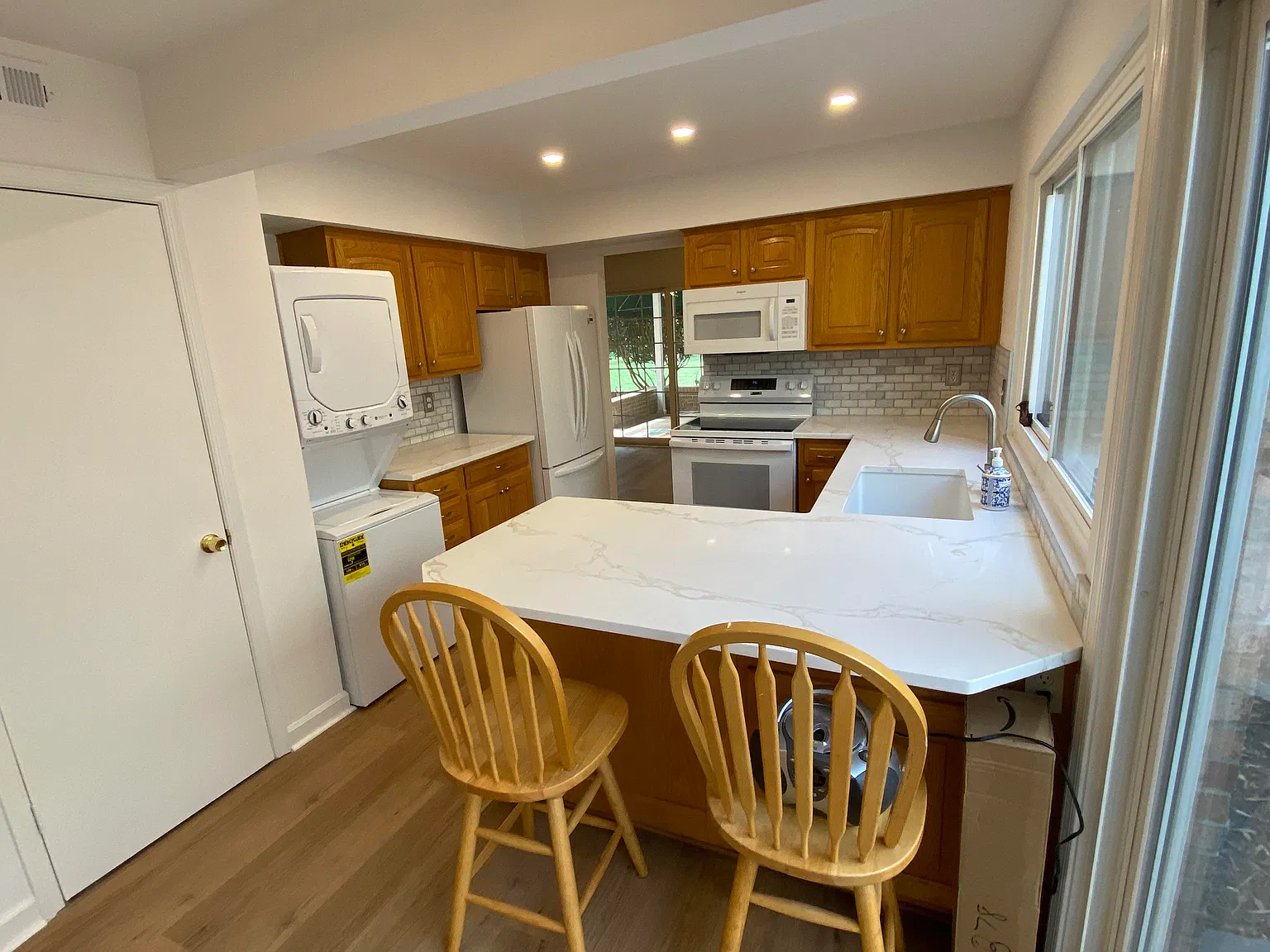 3 bed, 1475 sqft, $2,200 — Photo 1
