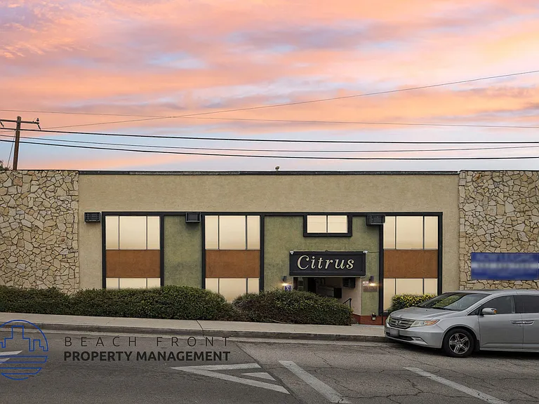 850 N Citrus St. — Photo 21
