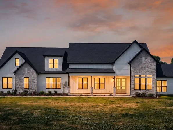 7838 Woodfin Rd, Christiana, TN 37037