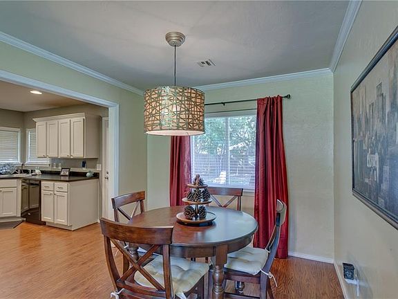 5th image of 1829 Westminster Pl