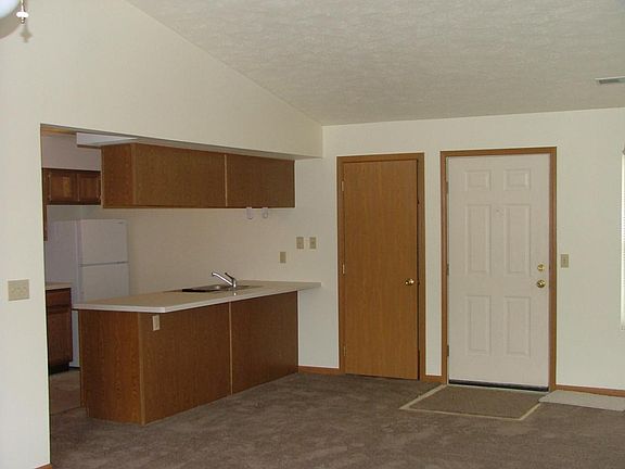 4th image of 5650 Tall Pines Pkwy