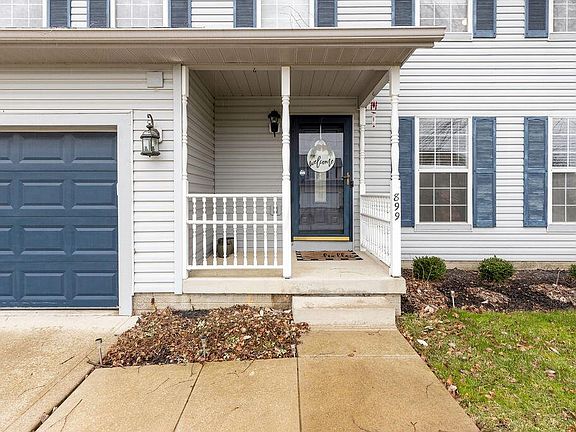 3rd image of 899 Lakeway Ct E