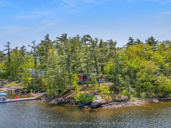 5096 Island Dr #865, Georgian Bay, ON L0K 1S0