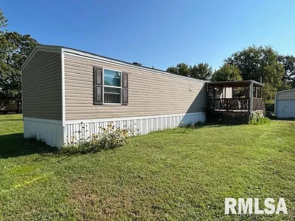 610 N Elm St, Carterville, IL 62884