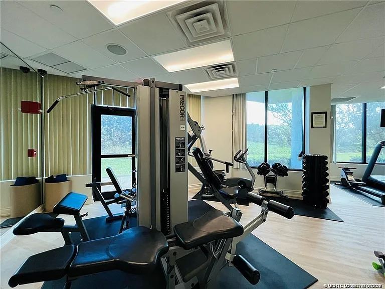8800 S Ocean Dr #806 — Photo 61