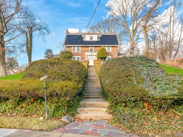 181-23 Henley Road, Jamaica Estates, NY 11432