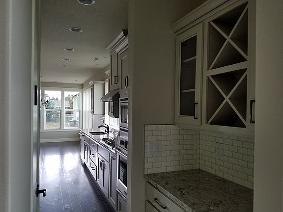 5th image of 7410 NE 139th St