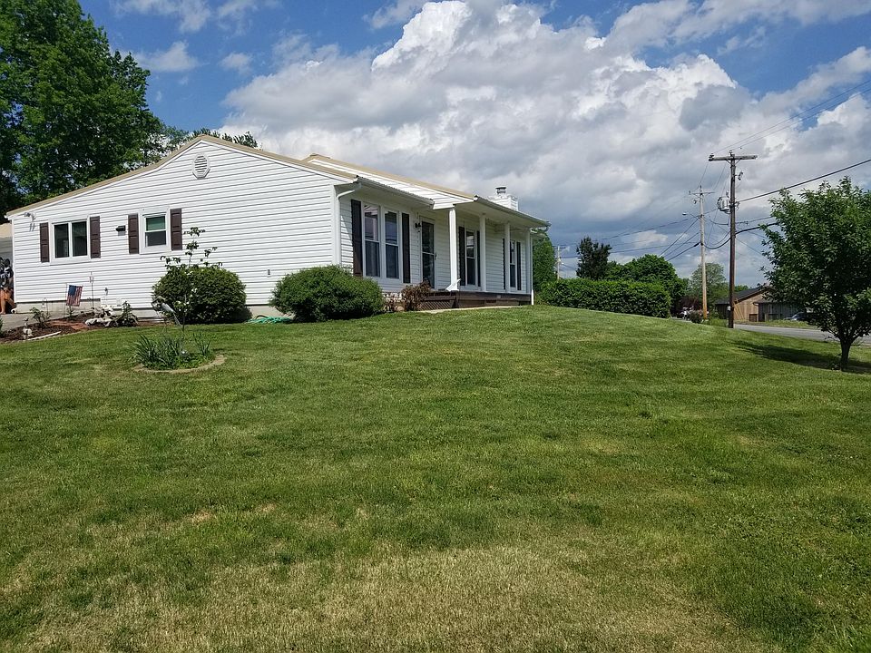 1st image of 7005 Autumn Wood Ln