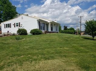 7005 Autumn Wood Ln, Roanoke, VA 24019