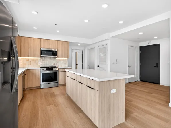 6115 Romaine St, Los Angeles, CA