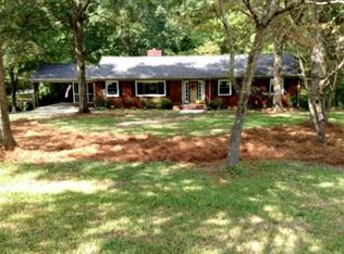 942 Forest Dr, Lancaster, SC 29720