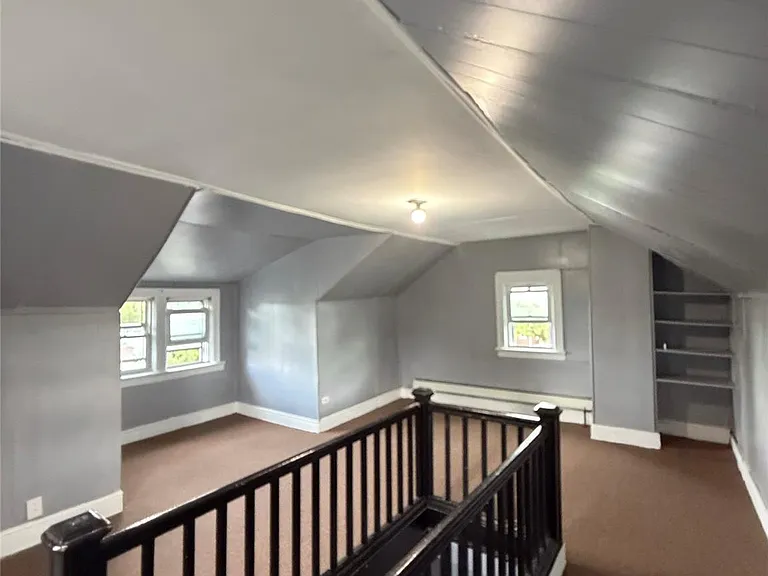 18640 Murdock Ave #2 — Photo 4
