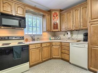 16 Country Club Pl W, Camp Hill, PA 17011