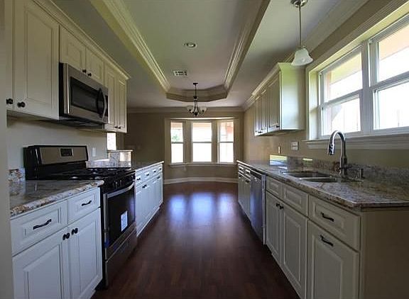 4th image of 9750 W Wheaton Cir