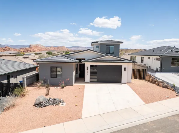 734 N 3025 W, Hurricane, UT 84737