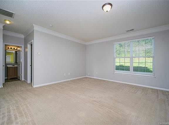 4th image of 8124 Weeping Fig Ln