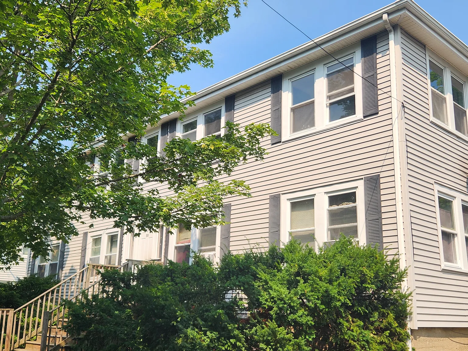 Harrington Ave, Quincy — Photo 1