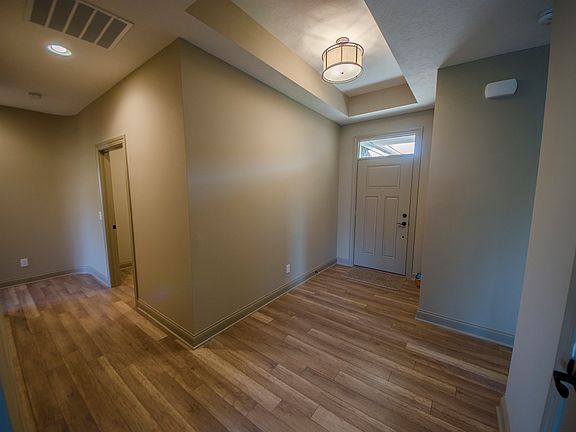 2nd image of 1441 Bourdeaux Way