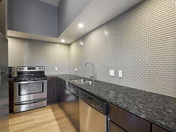 5th image of 2200 Dickson Dr APT 202