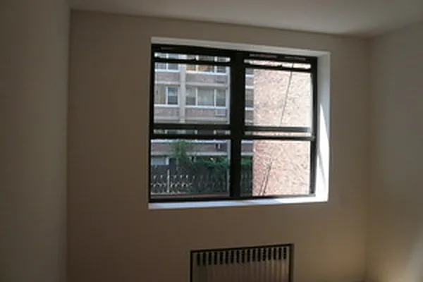 Rented by Green Line Realty | media 22