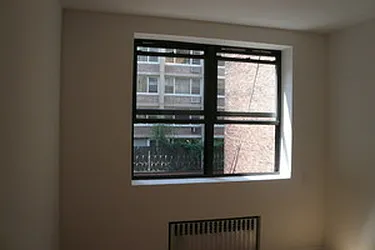 Rented by Green Line Realty