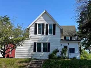 1121 Chestnut St, Quincy, IL 62301