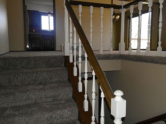 2nd image of 161 Chaparral Dr