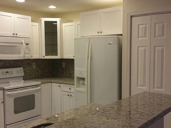 3rd image of 18161 Nw 18 Street #1