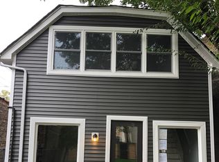 643 Madison St, Oak Park, IL 60302