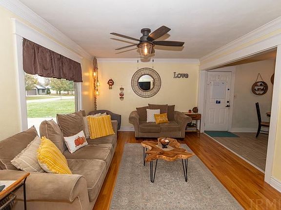 3rd image of 56083 Neely Ct
