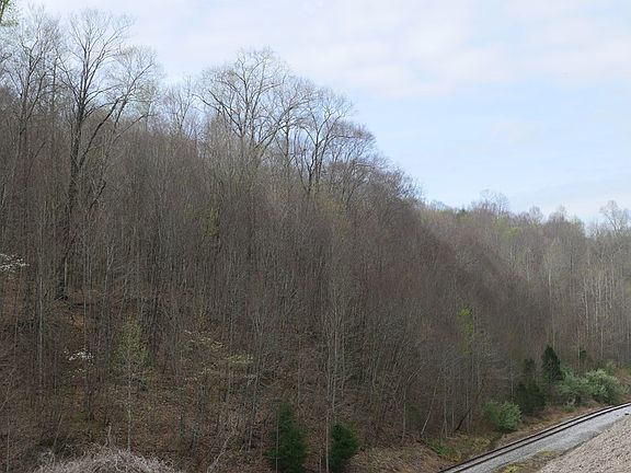 4th image of Valley Spring Rd