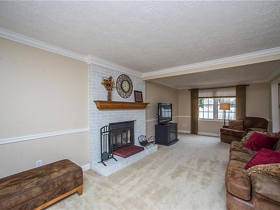 3rd image of 2730 Bethel Crest Dr