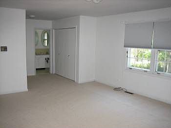 5th image of 1124 Cayuga Dr