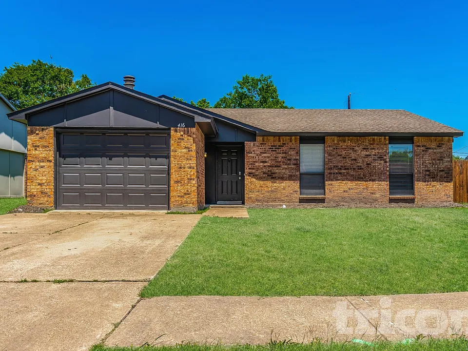 416 Forestwood Dr