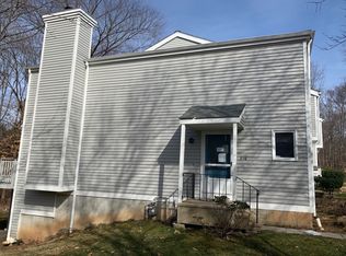 216 Spruce Hill Rd, Branford, CT 06405