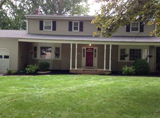 28 Appleby Ln, East Brunswick, NJ 08816