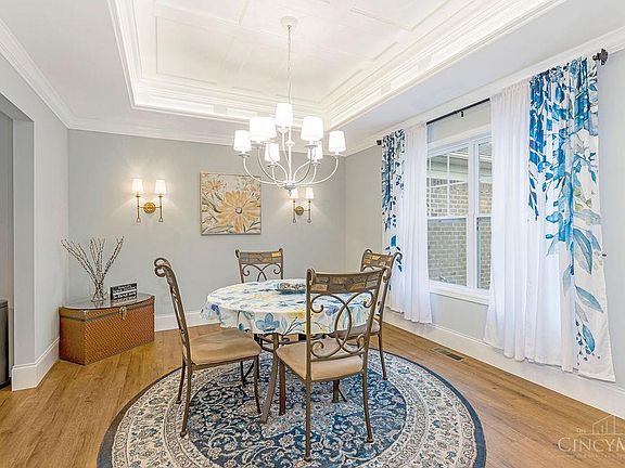 2nd image of 49 Jeffrey Cir