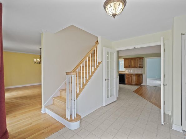 3315 Walnut Grove Ln N, Plymouth, MN 55447