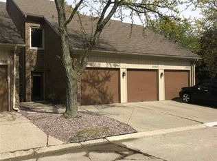 42362 Lochmoor St, Clinton Township, MI 48038