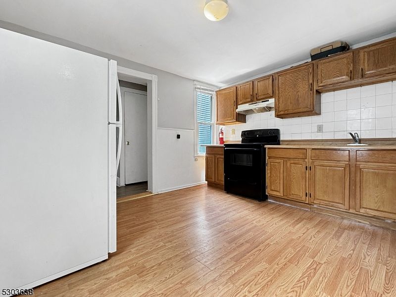 77 Brainard St, Phillipsburg, NJ 08865 Zillow