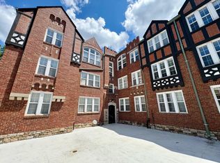 7550 Byron Pl #1W, Saint Louis, MO 63105